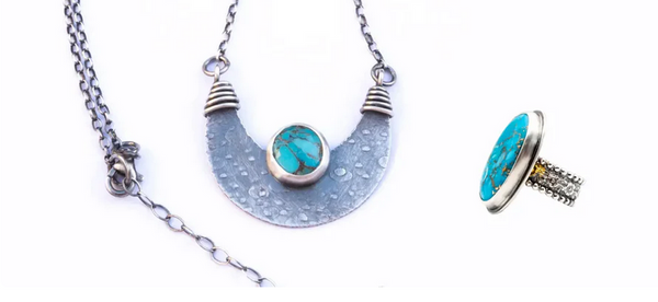 Σετ Κοσμημάτων: Γιατί είναι must στη συλλογή κοσμημάτων σας. 10 λόγοι να επιλέξετε ένα σετ χειροποίητων κοσμημάτων: