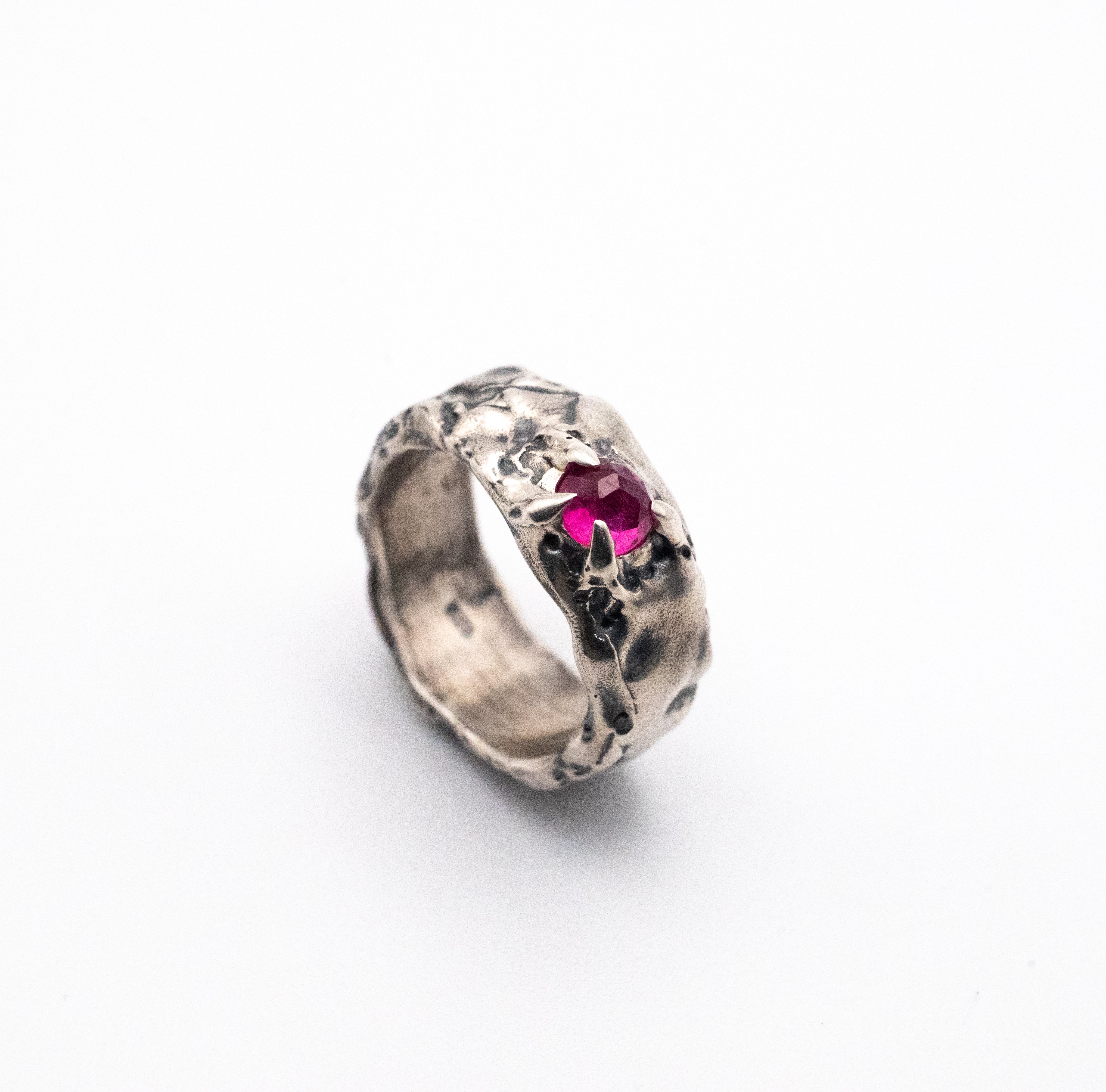 μοναδικα χειροποιητα δαχτυλιδια με ημιπολύτιμες  πετρες