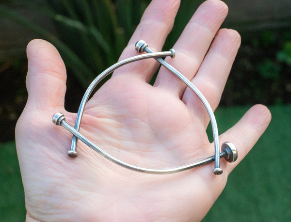 βραχιολι χειροπεδα τριγωνο