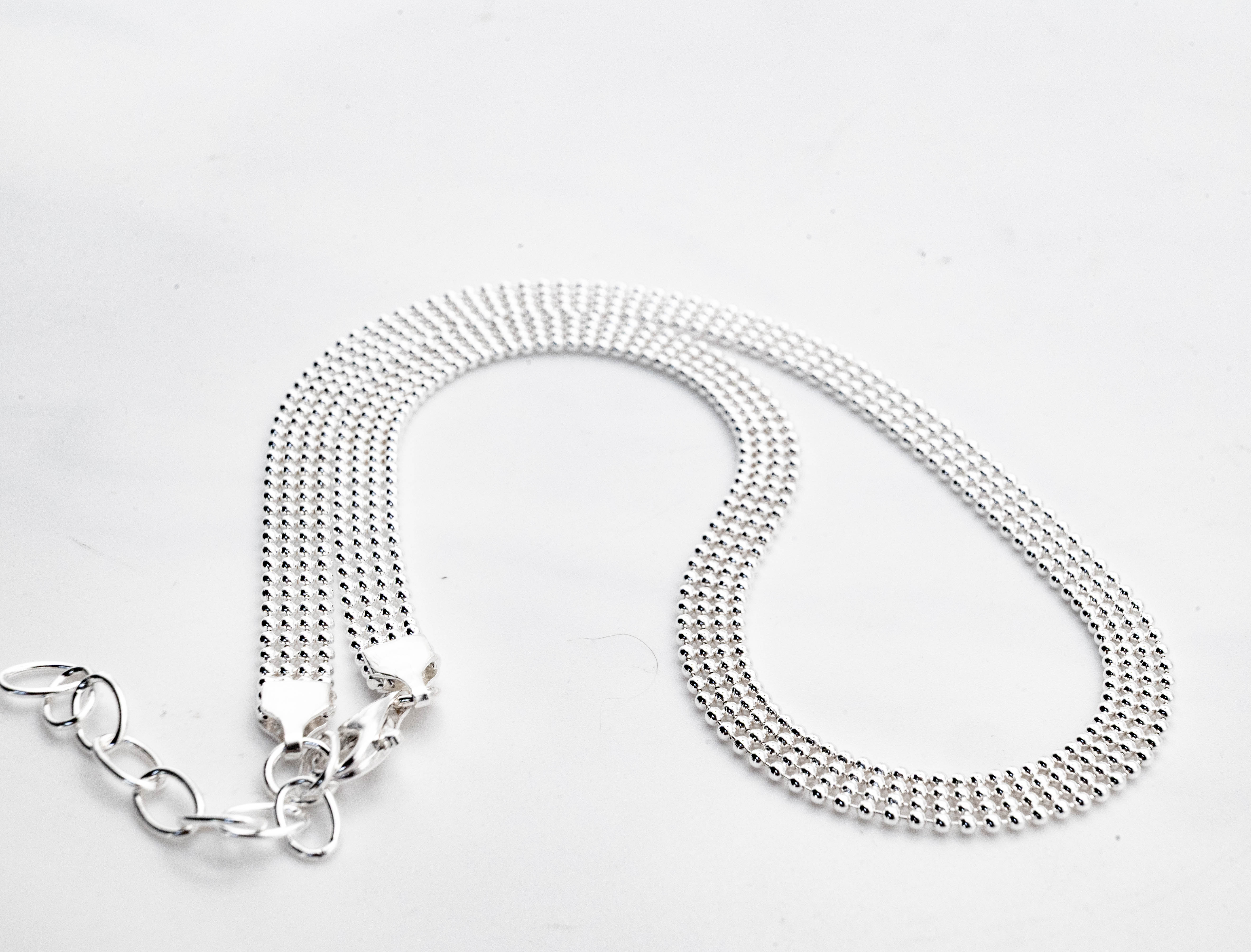 kolie gynaikeio choker