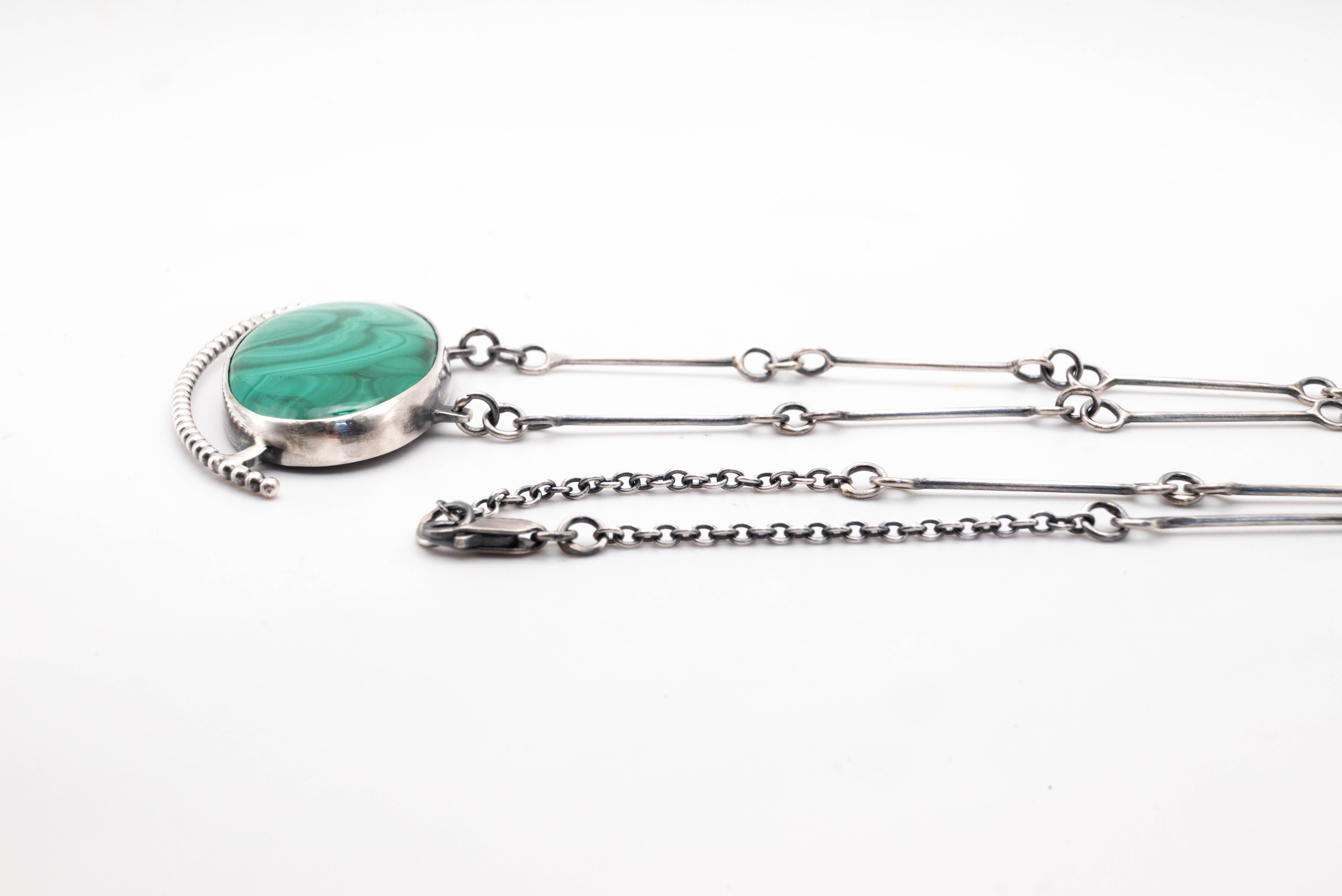 κολιε με ημιπολυτιμες πετρες σε πρασινο χρωμα σε ασημι 925