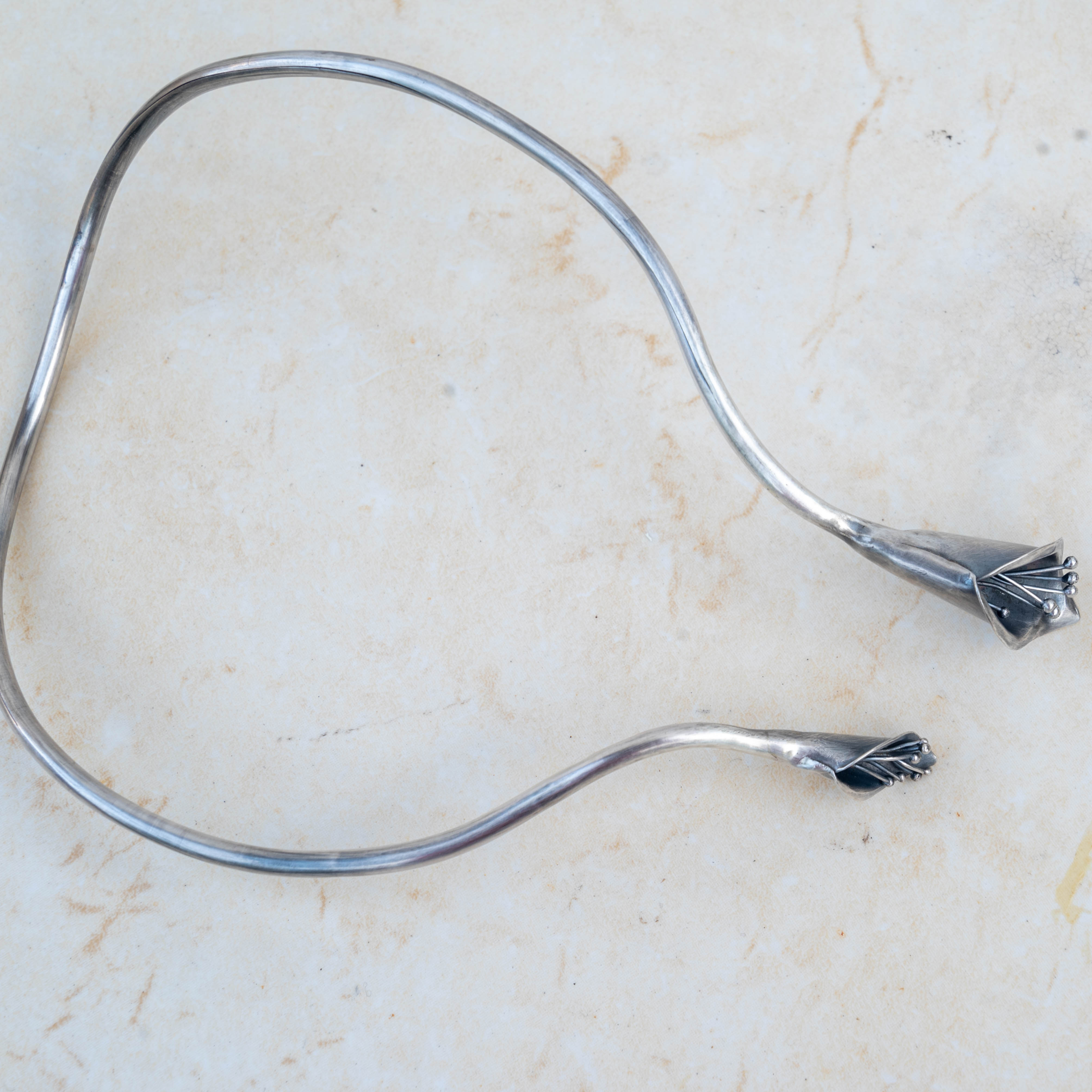 Women's Lily flower necklace made of 925 silver