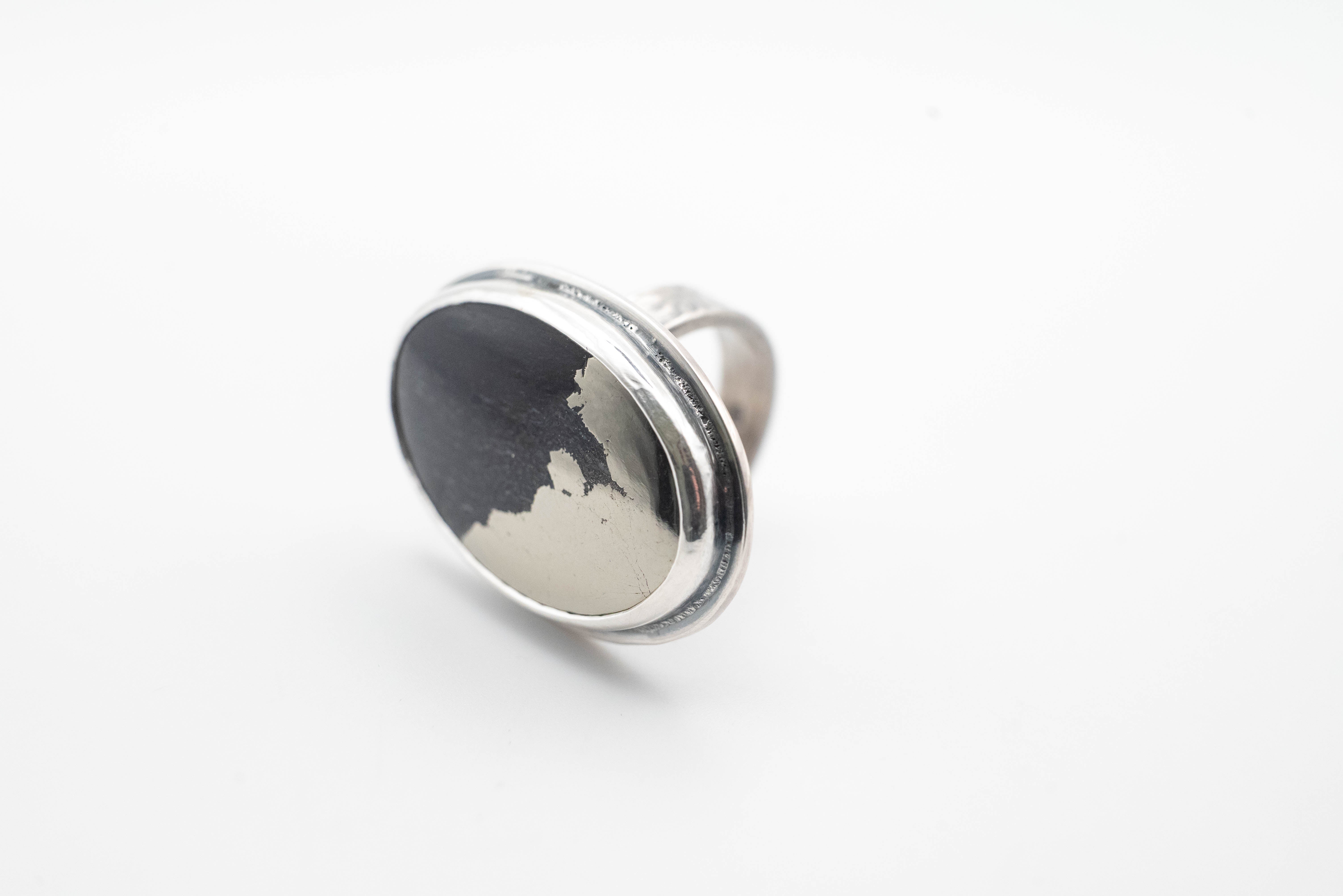 Ασημένιο χειροποίητο δαχτυλίδι με Apache Gold πέτρα