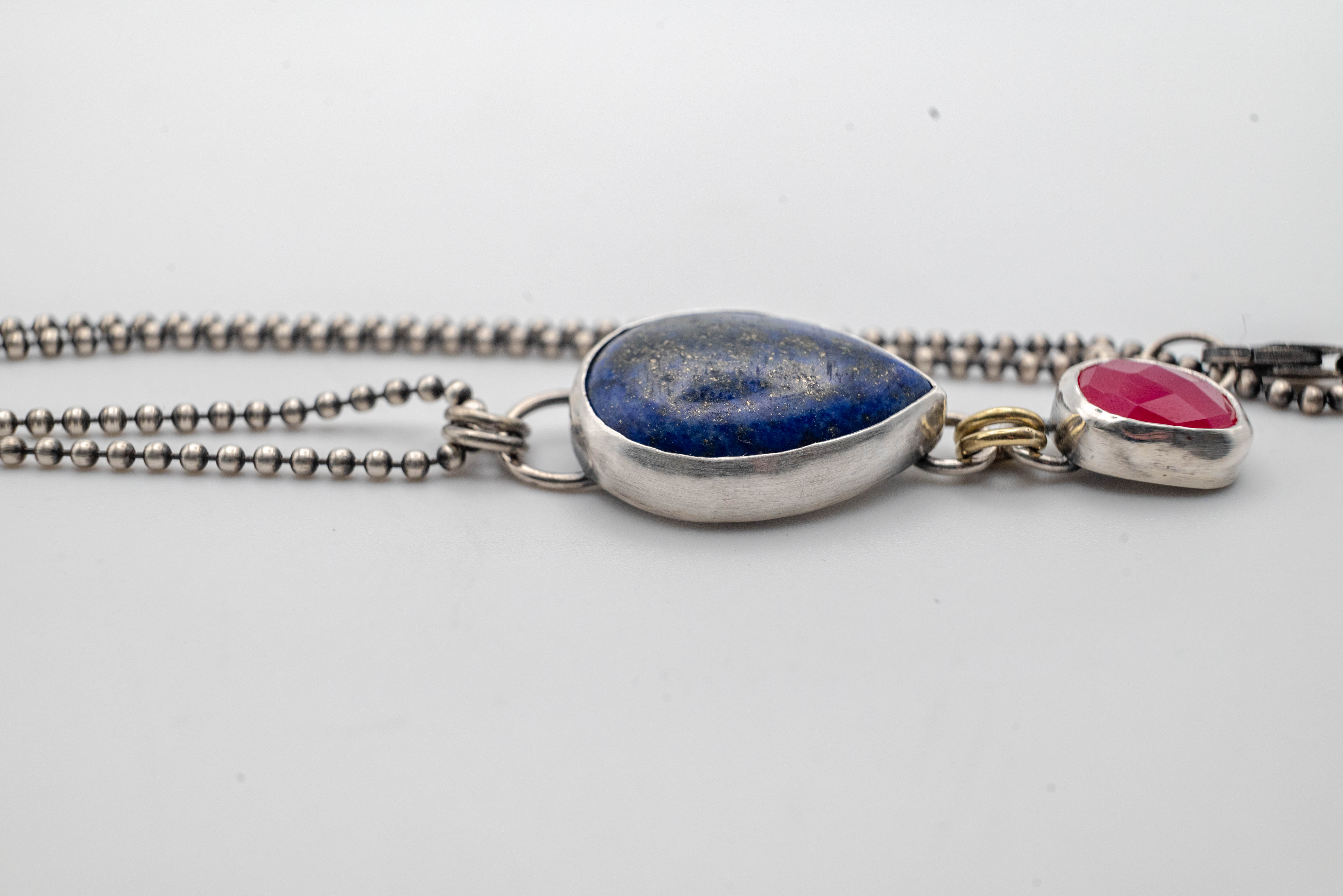 Ασημένιο χειροποίητο κολιέ με Λάπις Λάζουλι και Pink Χαλκηδόνιο