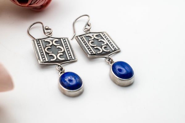 xeiropoiita asimenia skoularikia