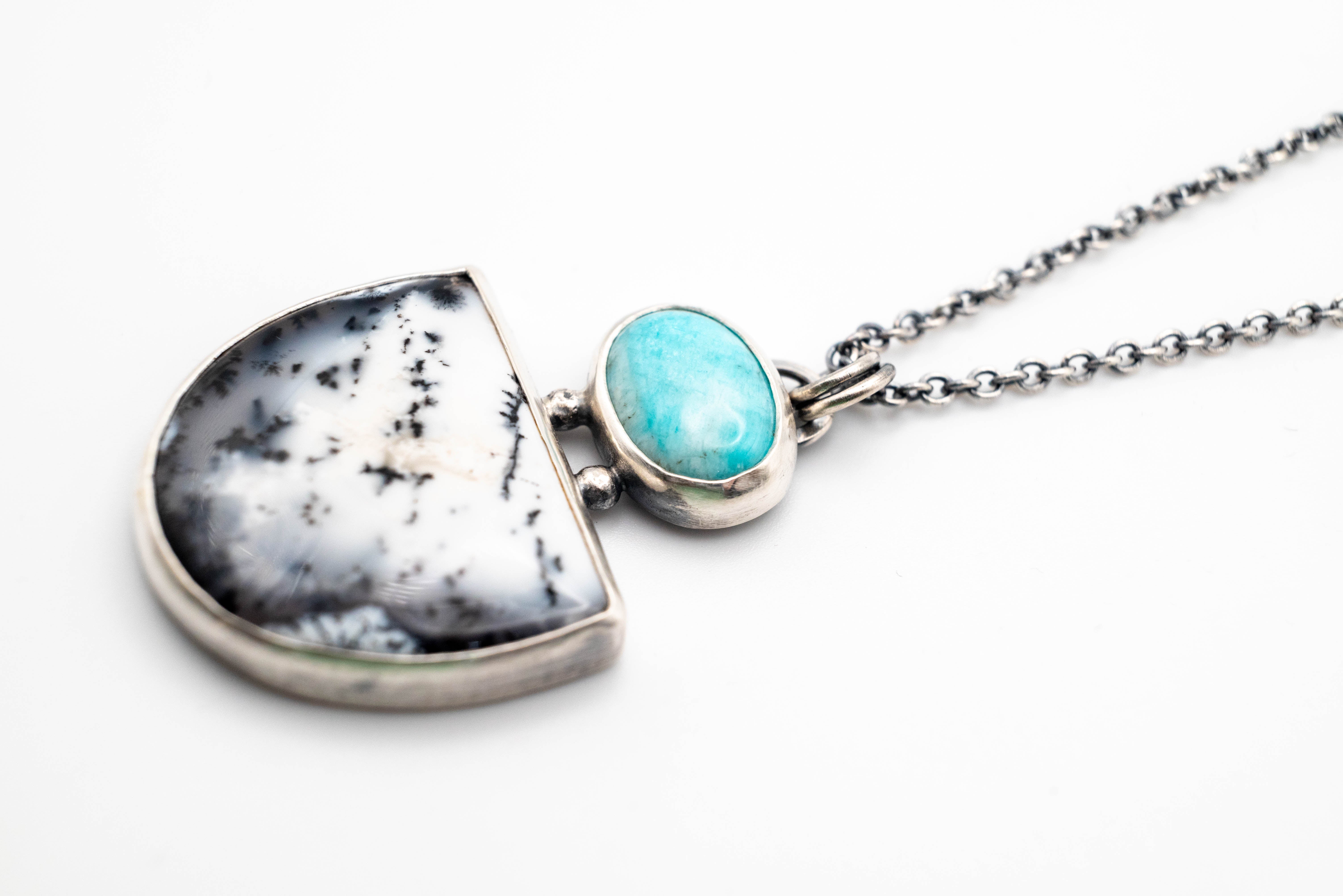 asimenia kosmimata me petres