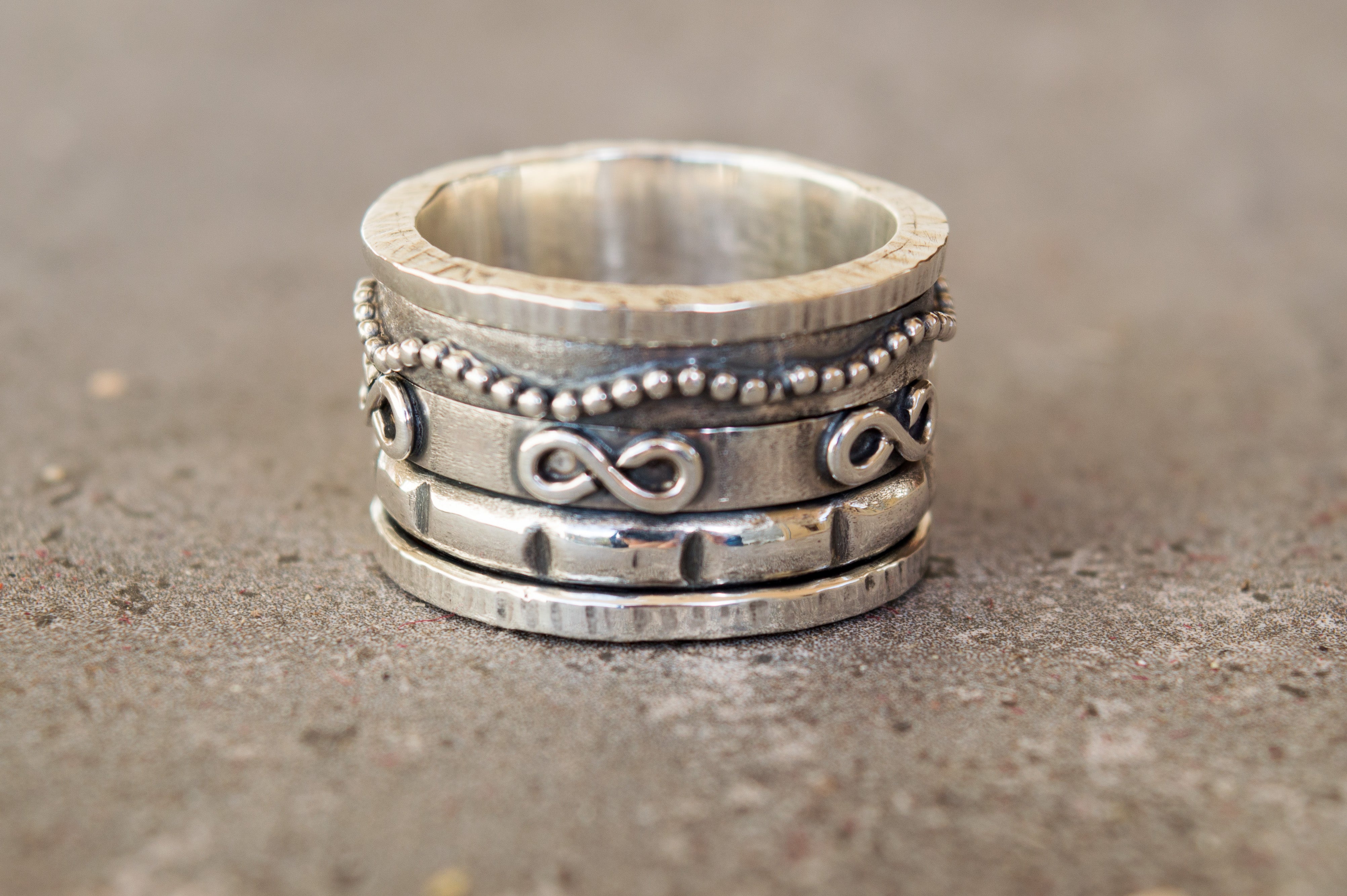 asimenia antrika kosmimata