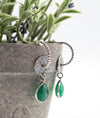 χειροποίητα ασημένια σκουλαρίκια με πρασινη πέτρα κρεμαστά