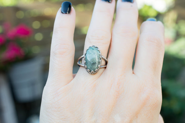 Silver ring with Emerald