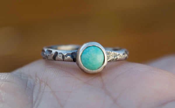 ασημένια δαχτυλίδια με πέτρα