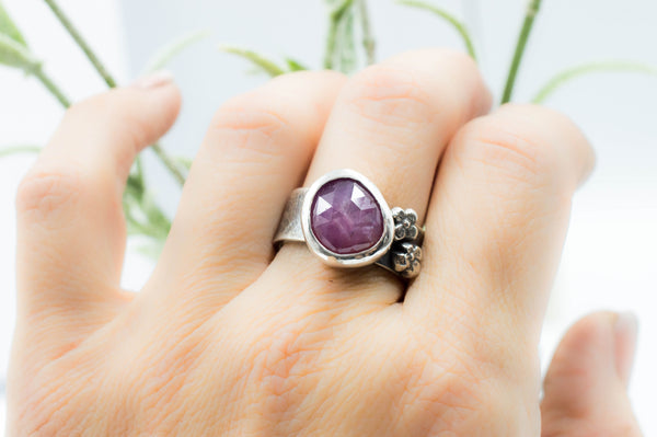 Silver ring with Pink Sapphire