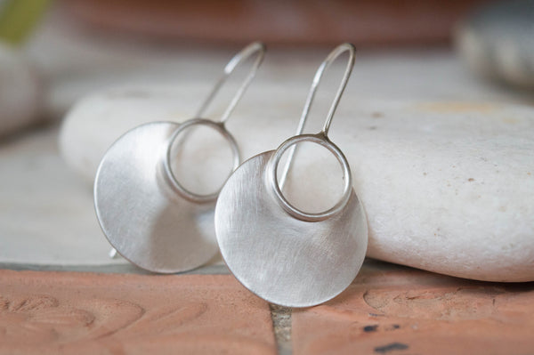 Ασημένια Χειροποίητα Σκουλαρίκια Κύκλοι 40mm – Minimal Design