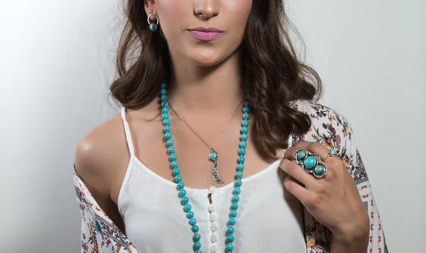 QUIZ: Ποιο στυλ κοσμημάτων σου ταιριάζει;