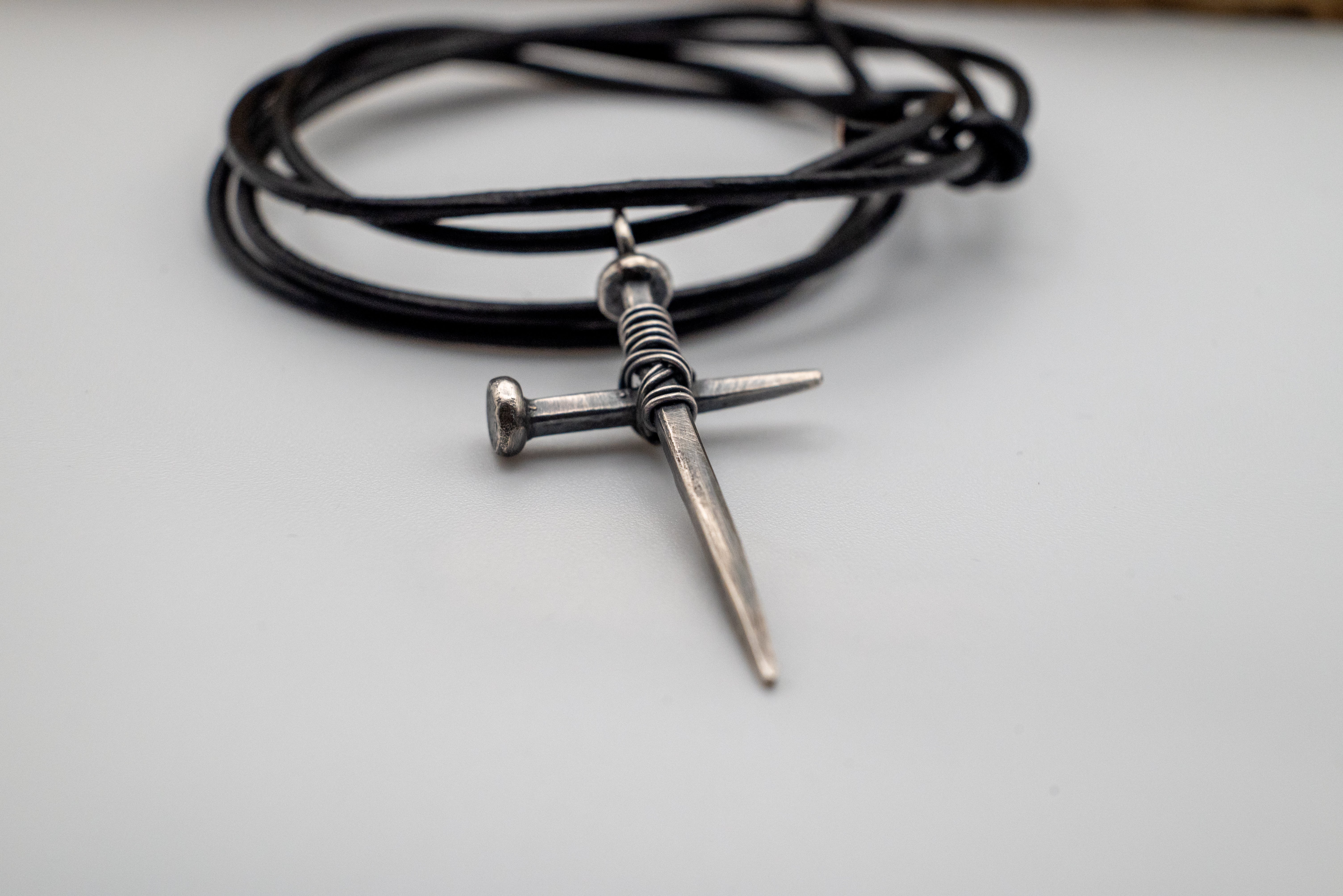 ανδρικα κολιε μοντερνα