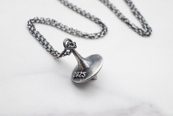 γουρι κολιε για το 2025