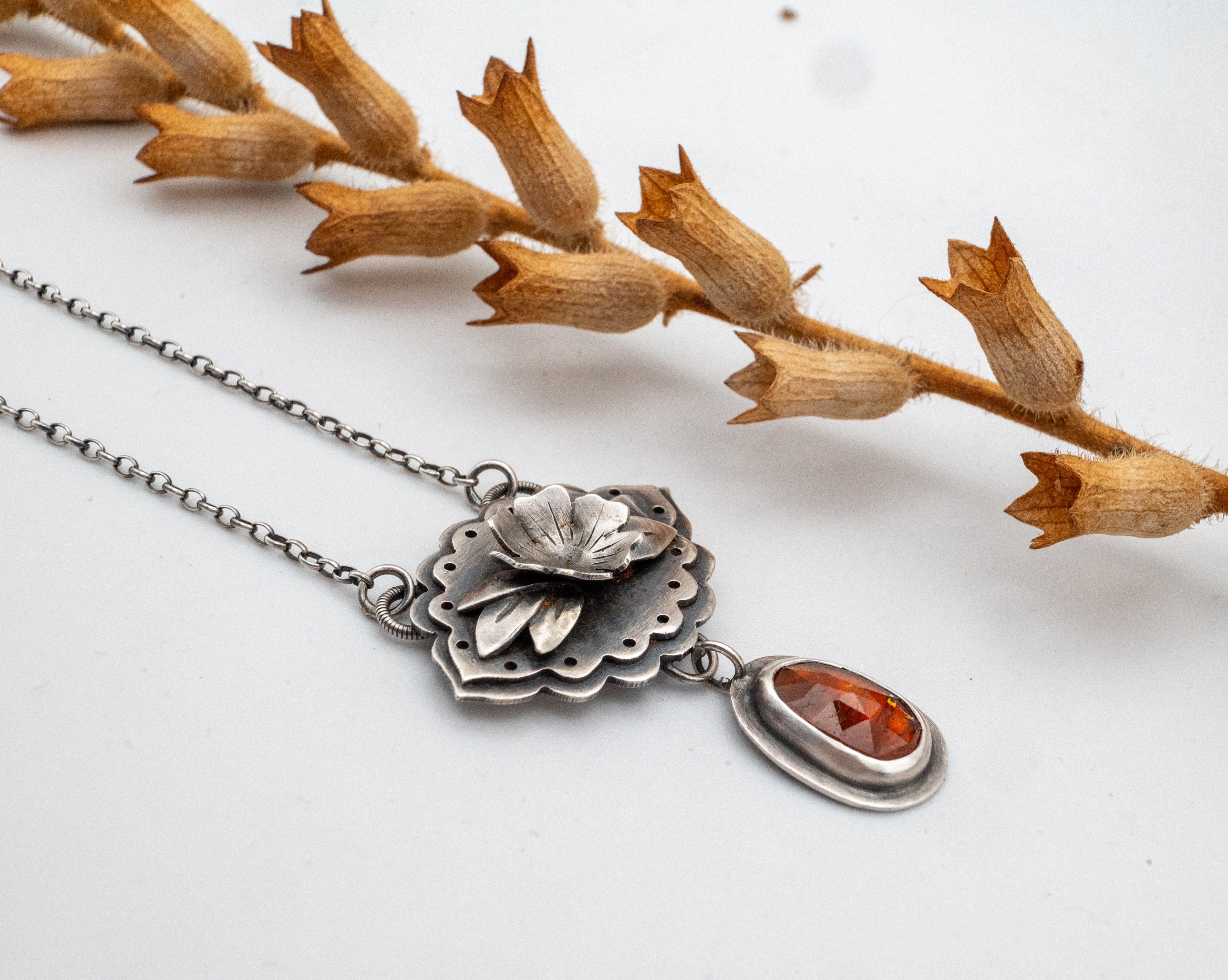 κολιε με πορτοκαλι πετρα