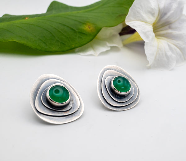 σκουλαρικια ασημενια χειροποιητα με πρασινη πετρα