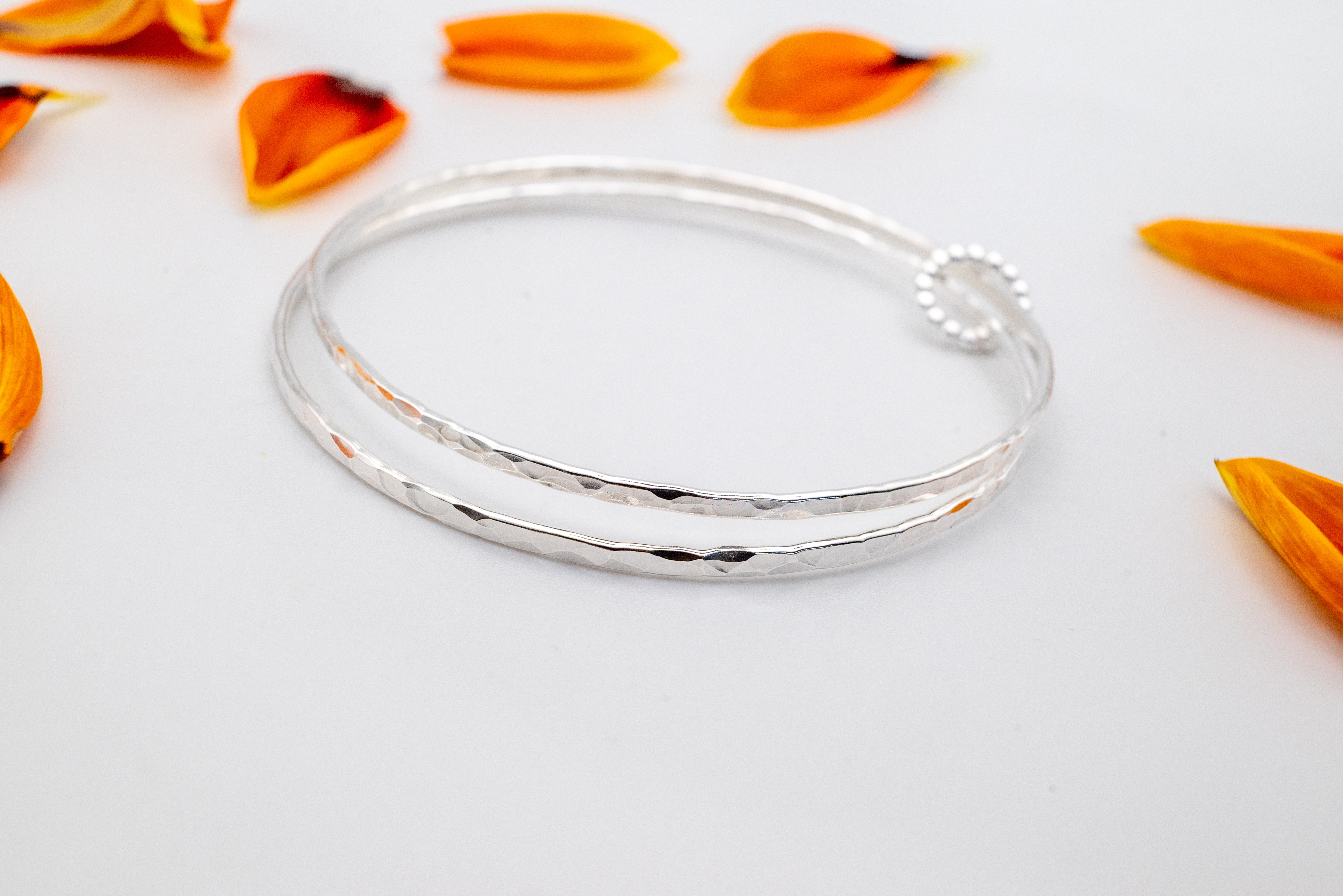 ασημενια βραχιολια χειροπεδες