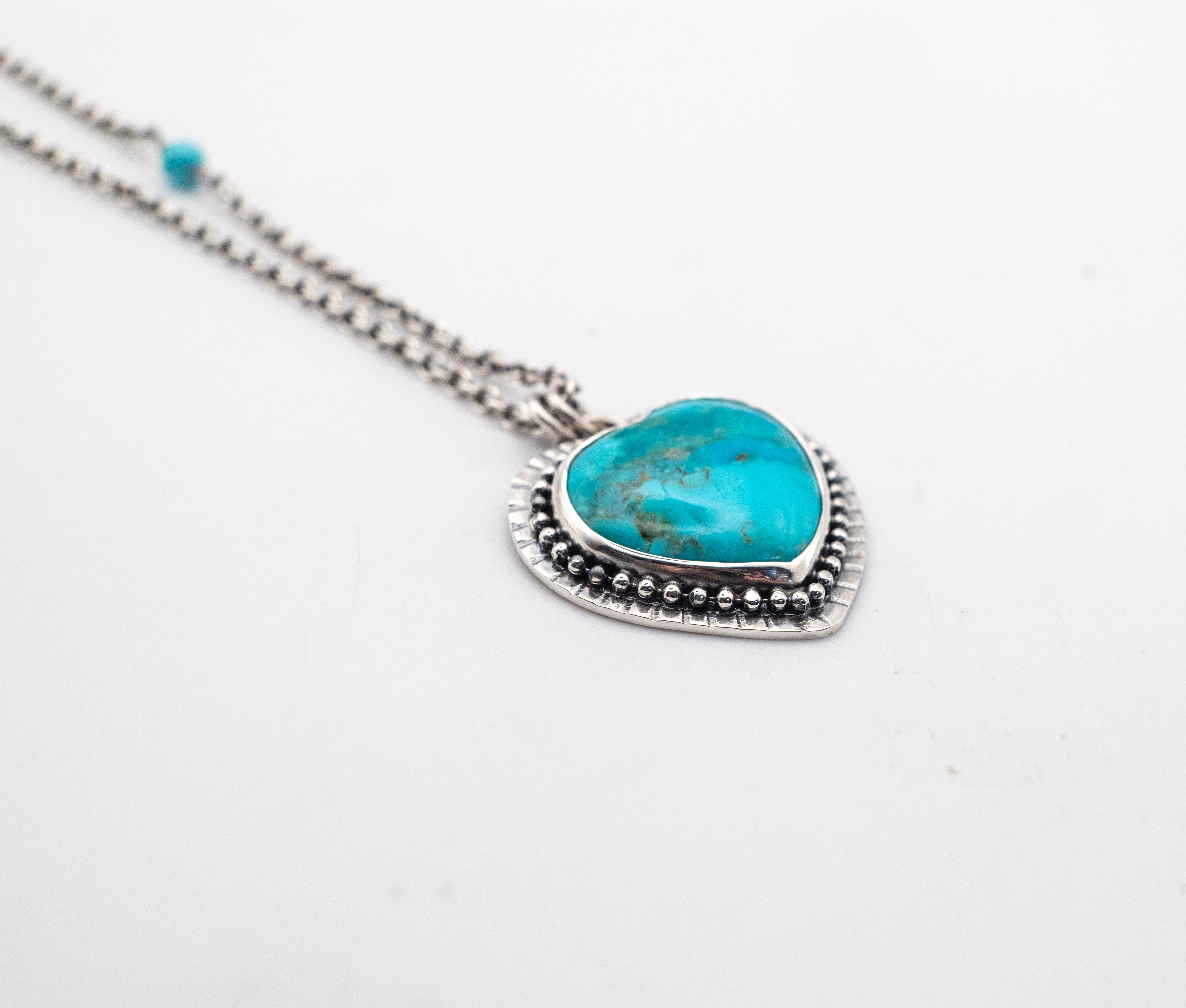 Ρομαντικό κόσμημα με Mohave τουρκουάζ