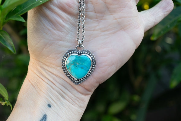 κολιε με ημιπολύτιμες πετρες γυναικεια χειροποιητα ασημενια