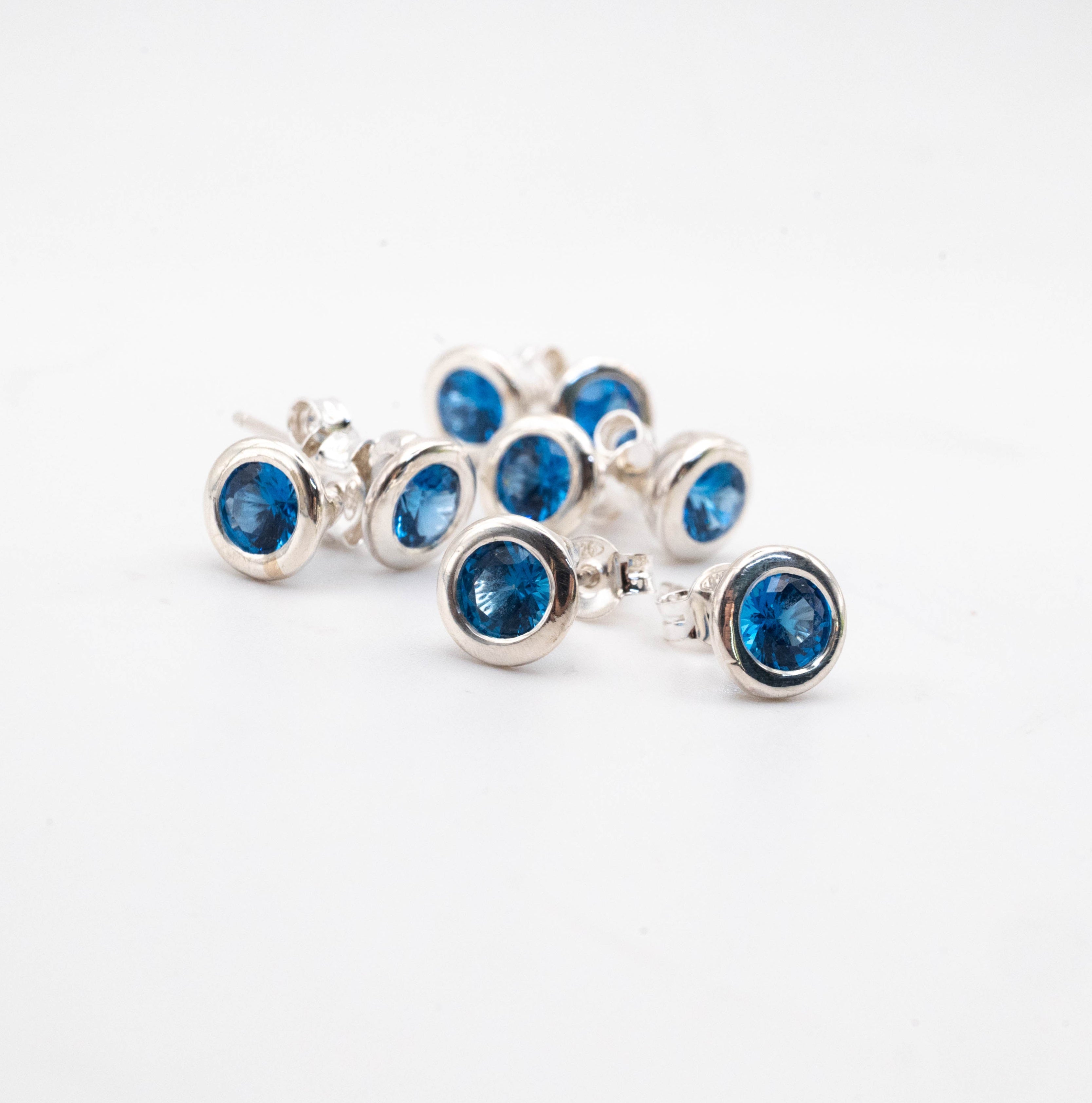 σκουλαρικια καρφωτα ασημενια