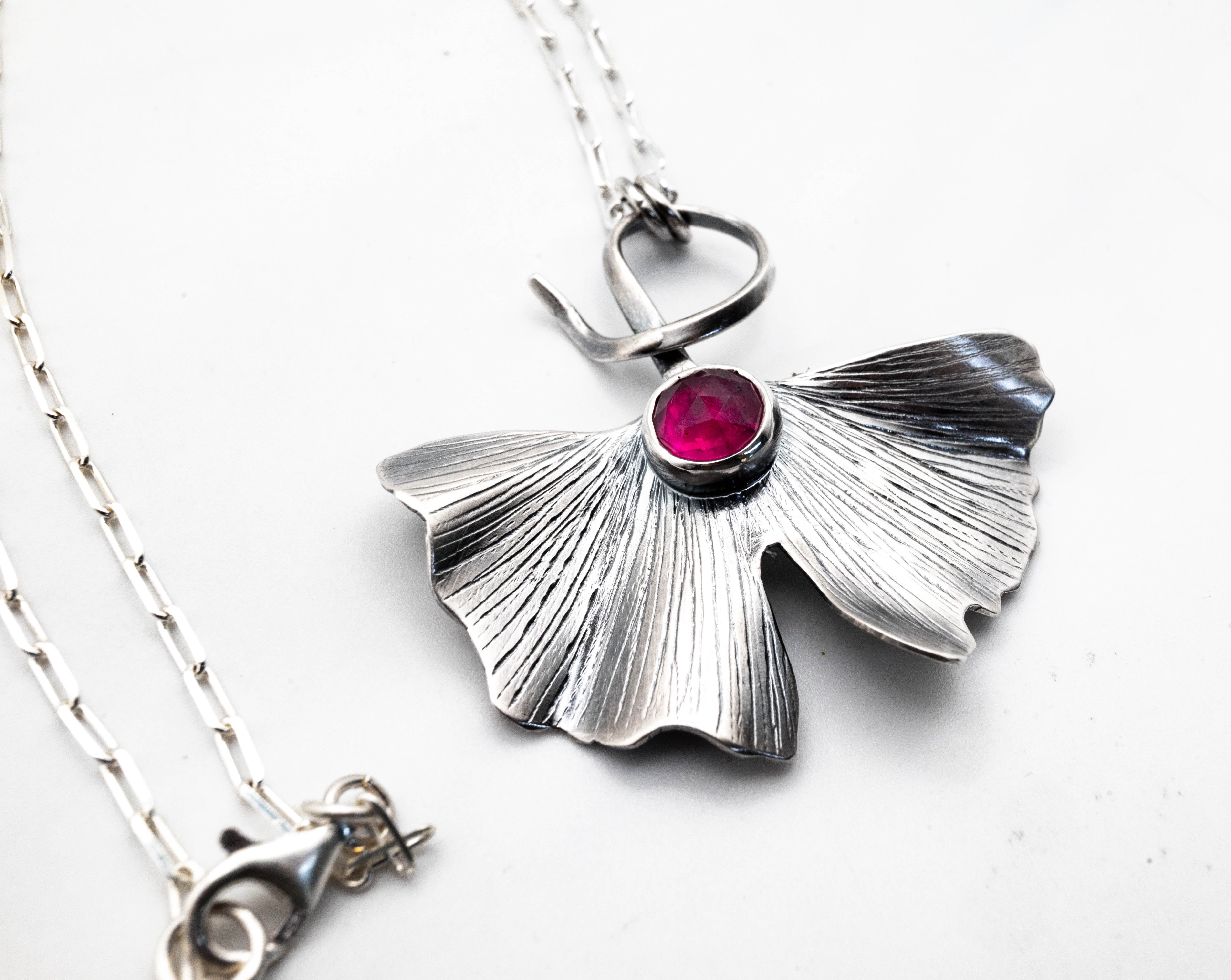 κοσμηματα σε σχημα φυλλο ασημενια