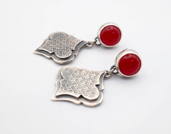 Ασημένια σκουλαρίκια με κόκκινο νεφρίτη και μαροκινό σχέδιο