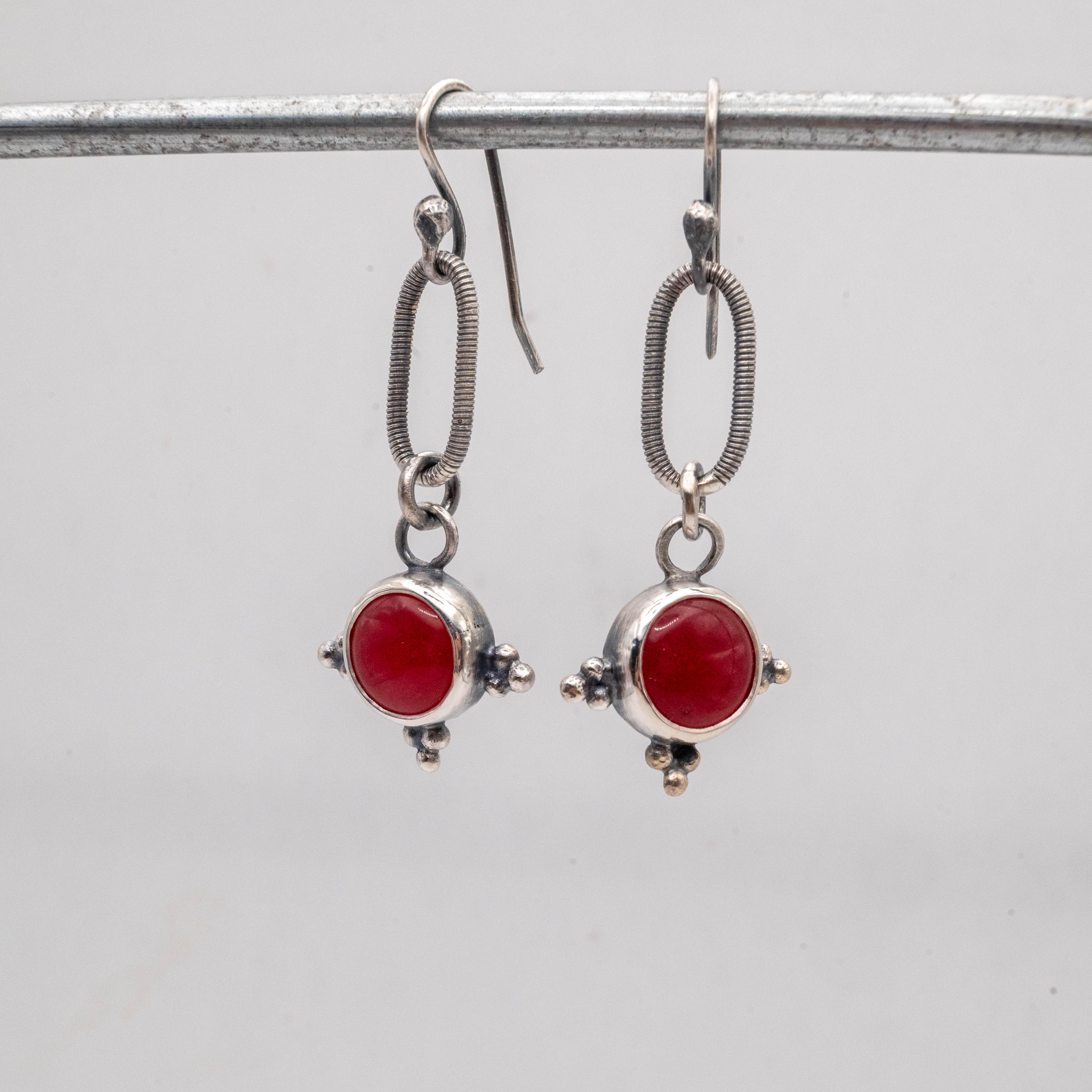 σκουλαρίκια με ημιπολύτιμες πέτρες