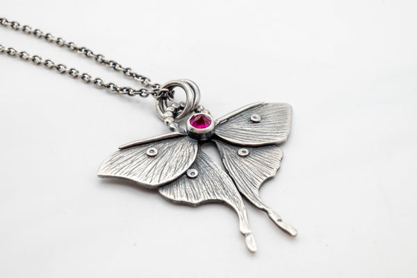 γυναικείο κολιέ μενταγιόν