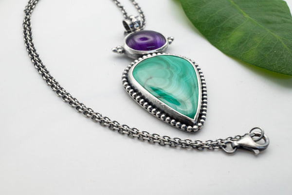 γυναικείο κολιέ με πέτρες