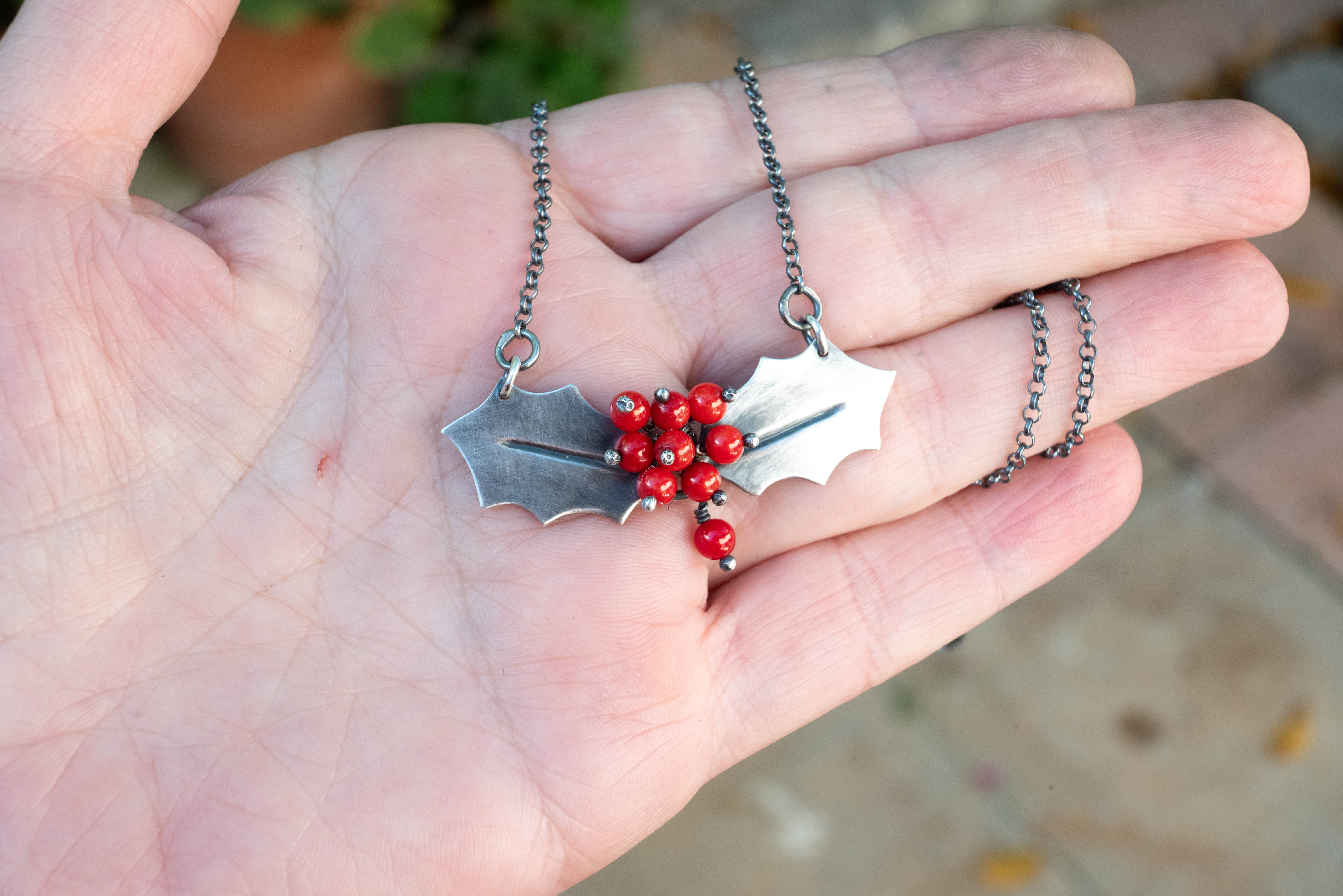 δώρο κολιέ για τα χριστούγεννα.-γούρι κολιε γκι 