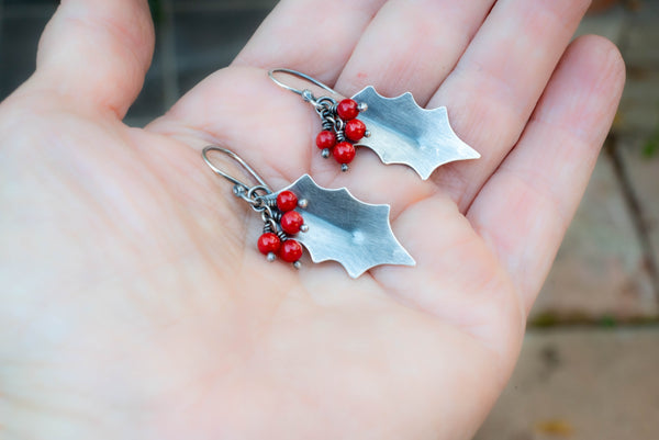 κόκκινο κοράλι ασημένια σκουλαρίκια χριστουγεννιάτικα