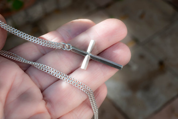 κολιέ ασήμι 925 με μίνιμαλ σταυρό