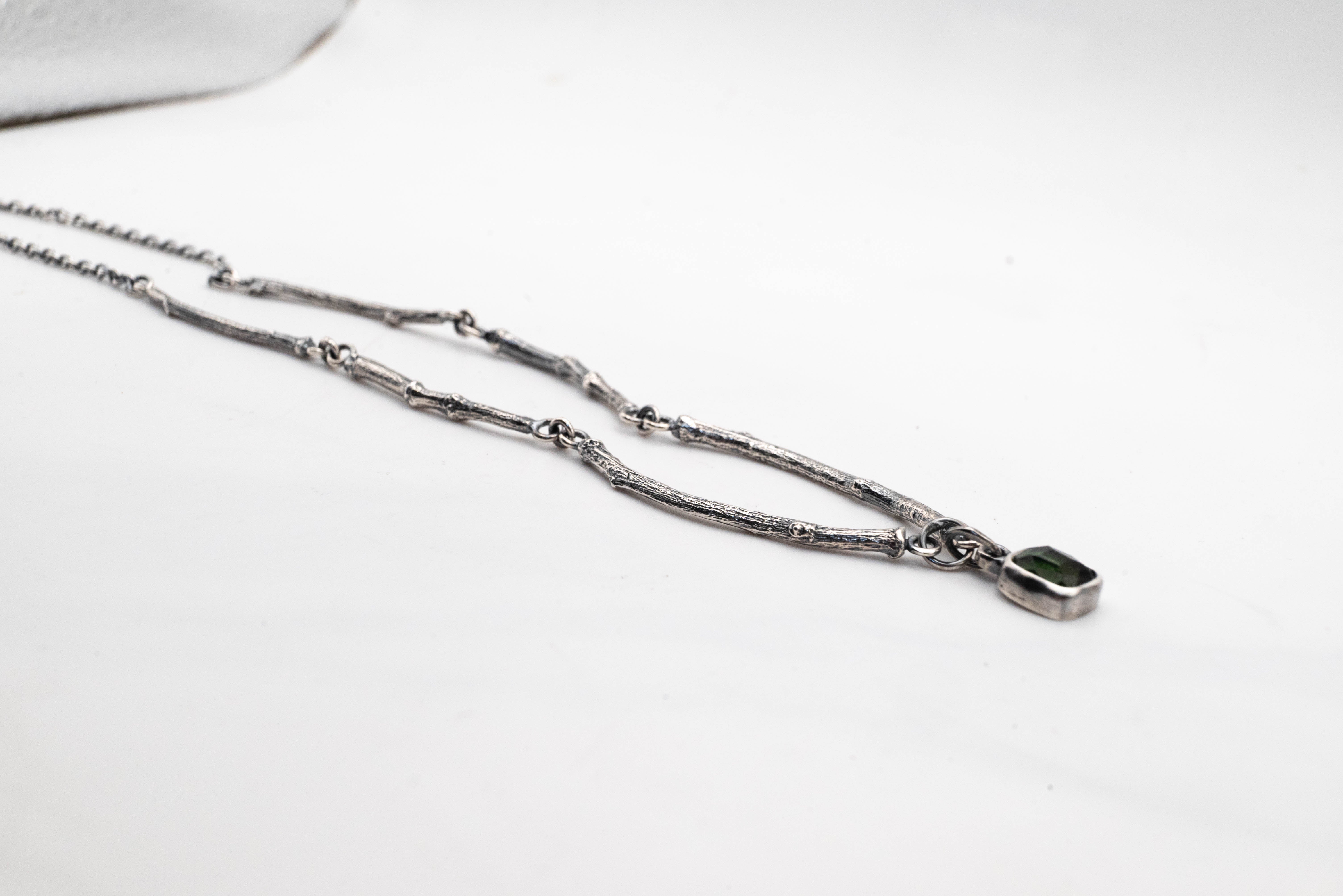 ελληνικό χειροποίητο κολιέ από ασήμι με ημιπολύτιμη πέτρα