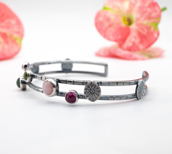 γυναικεια βραχιολια χειροπεδα με πετρες