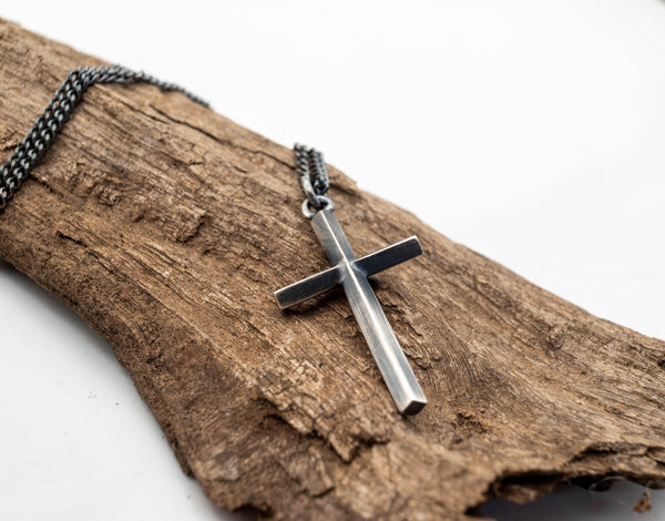 μίνιμαλ ασημένιο κολιέ σταυρός