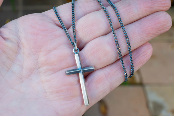 ανδρικος σταυρος ασημενιος χειροποιητος