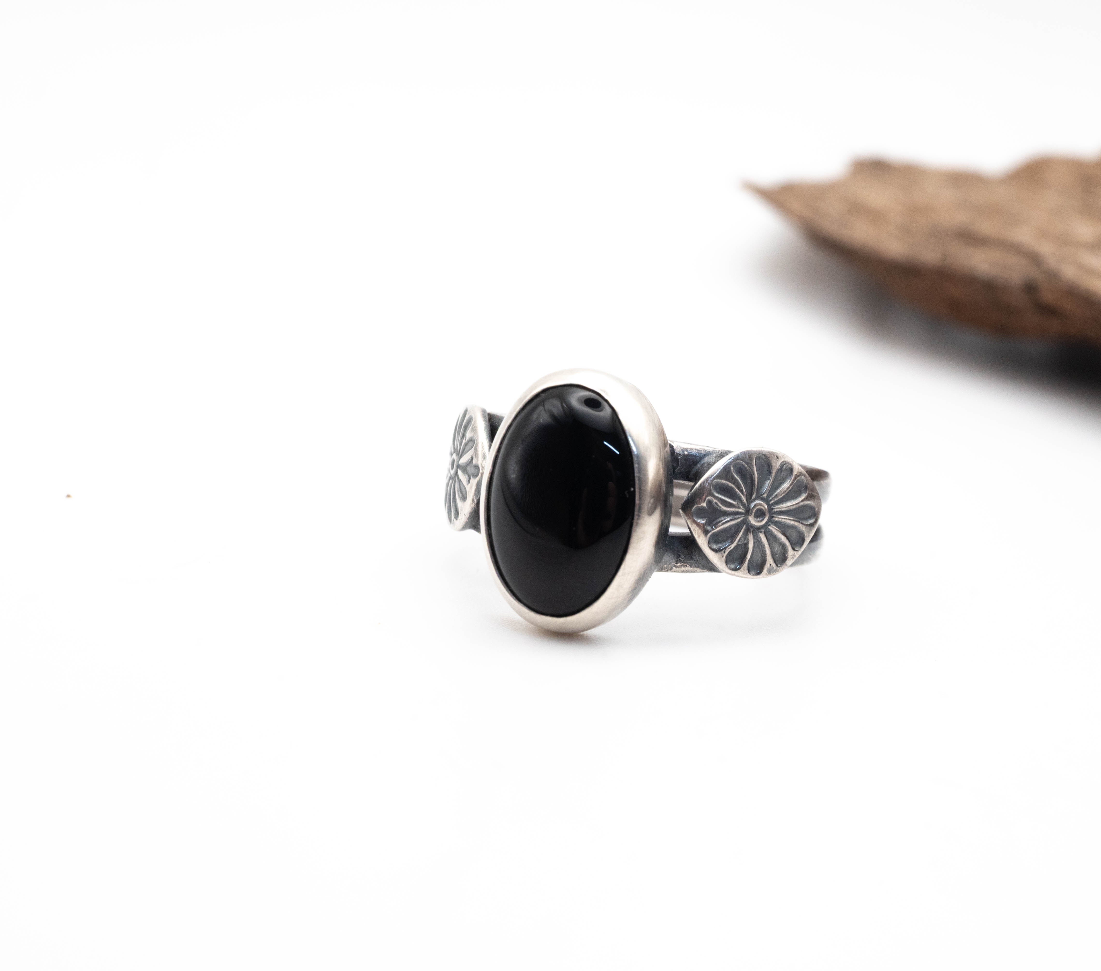 δαχτυλίδι από ασήμι με φυσική πέτρα όνυχα
