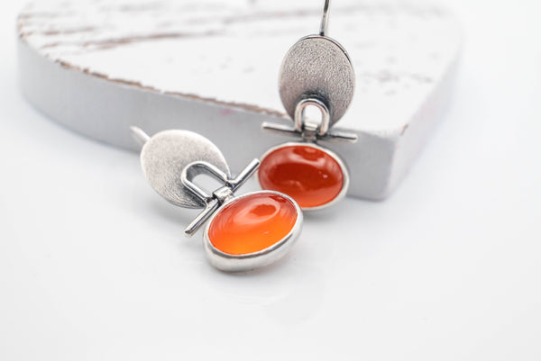 ασημένια κρεμαστά σκουλαρίκια γυναικεία