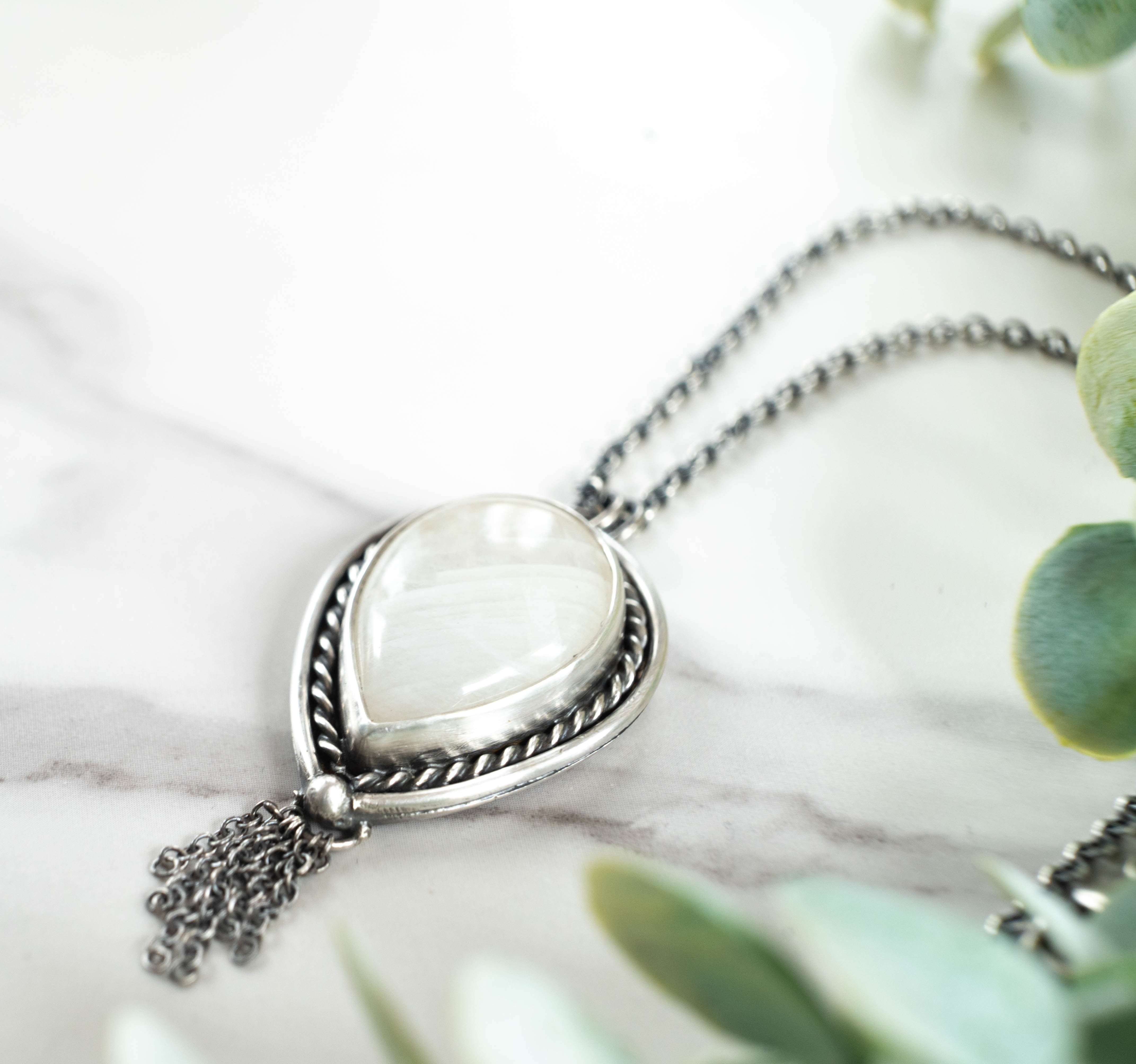 kolie me feggaropetra