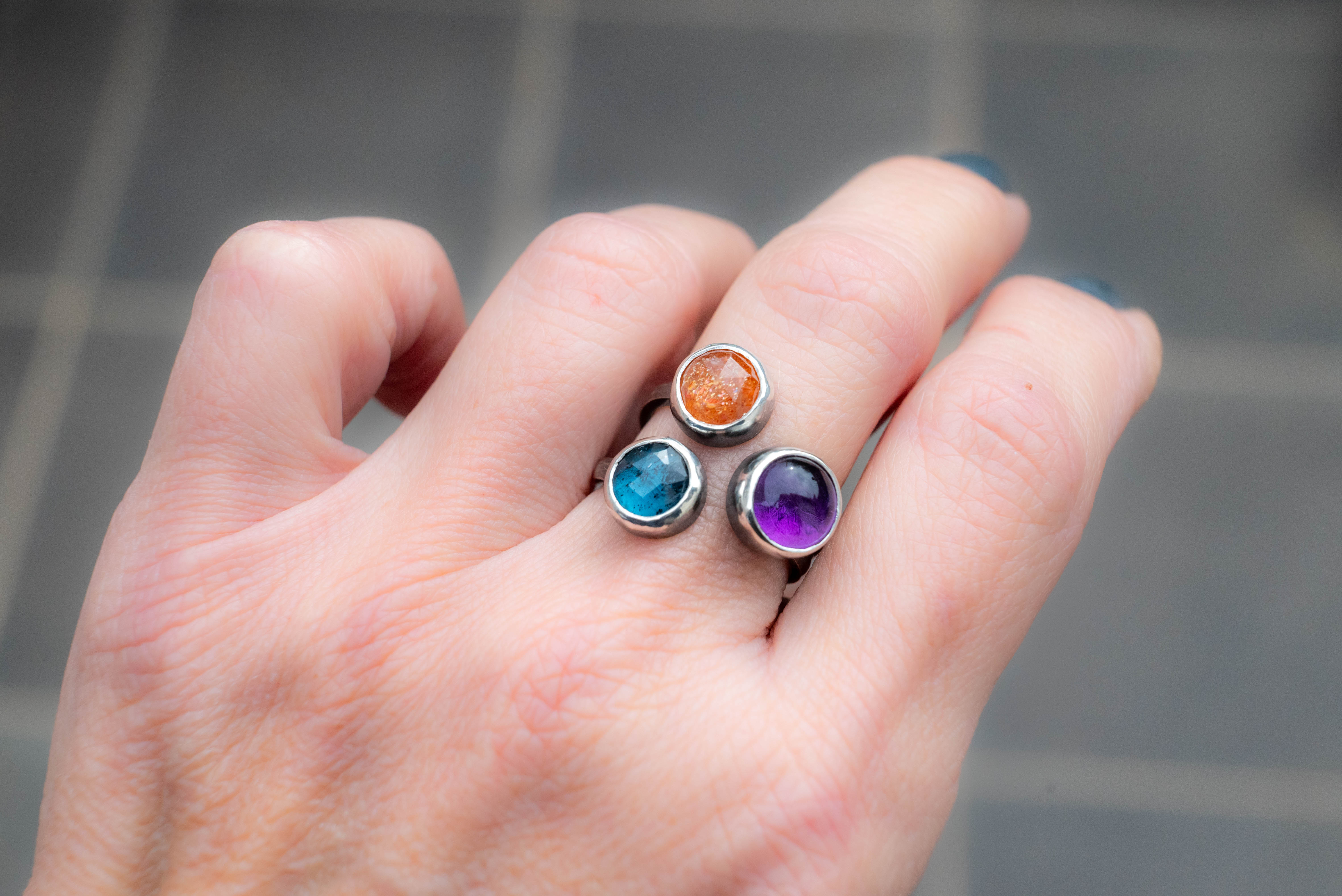 ασημένιο δαχτυλίδι 925 με sunstone κυανίτη αμέθυστο