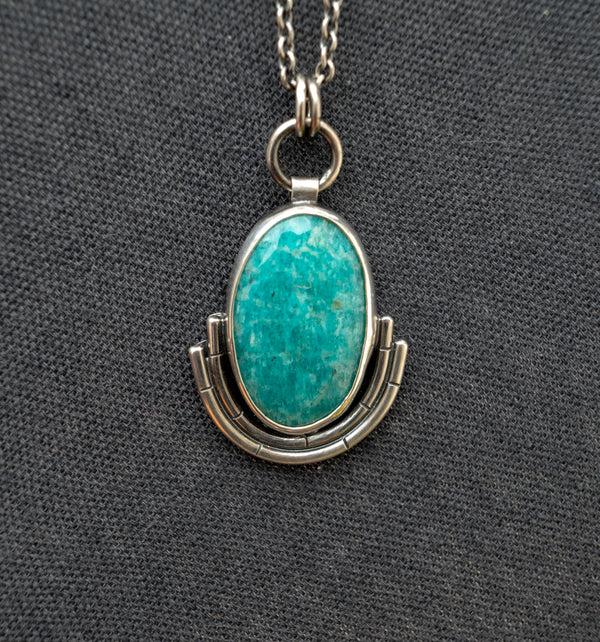 boho κολιέ με φυσικό ημιπολύτιμο λίθο