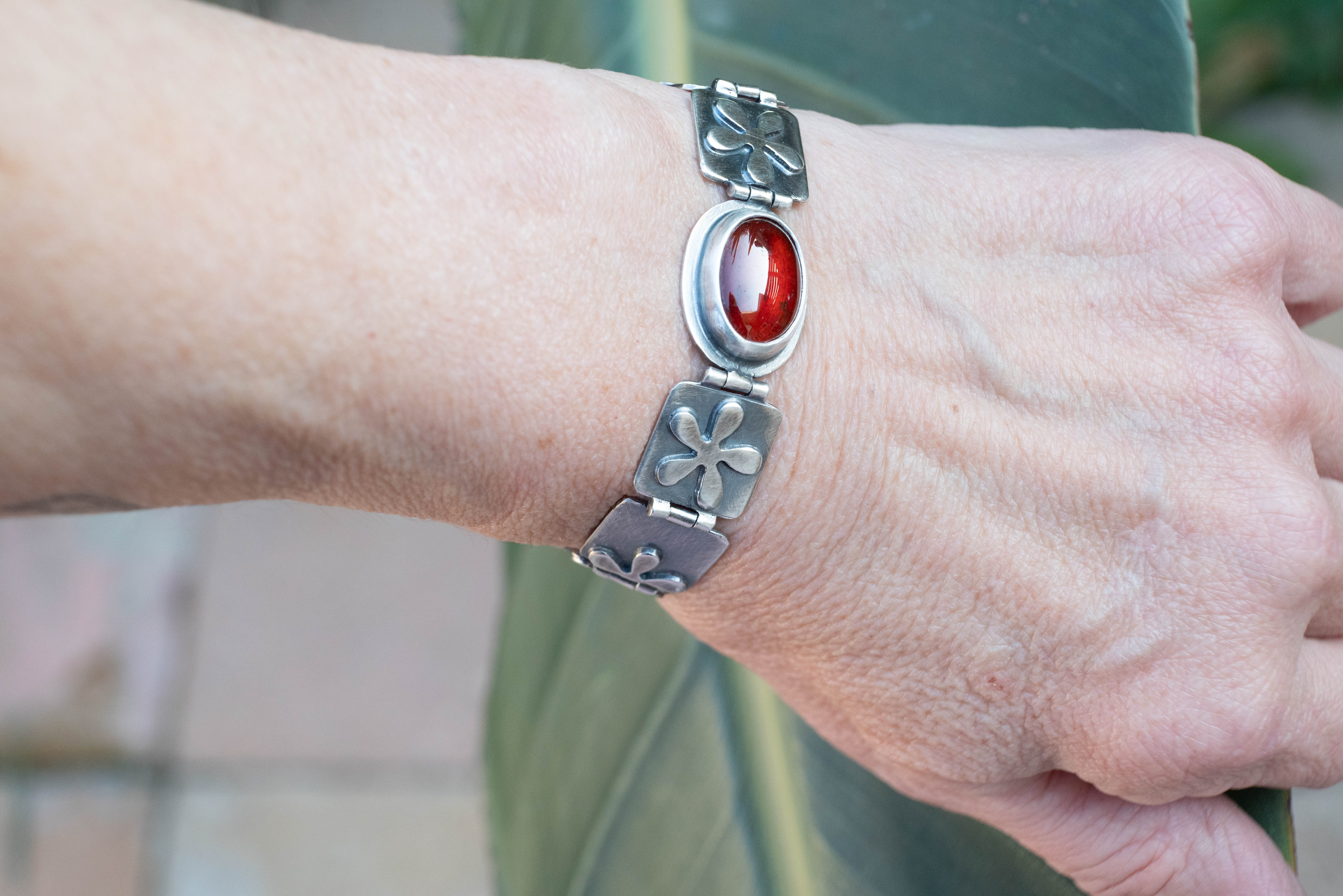 ασημένιο βραχιόλι statement