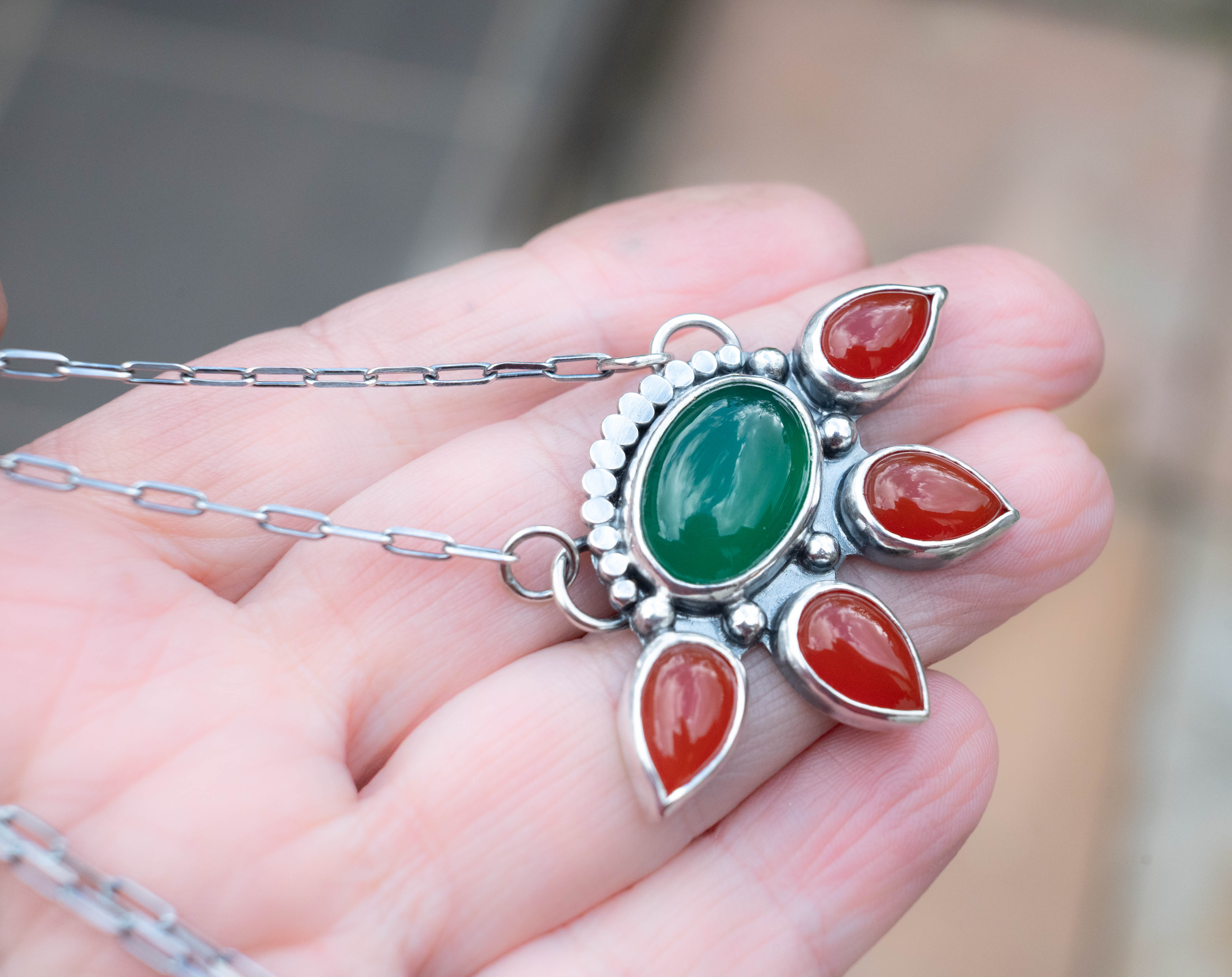 ασημένιο κολιέ με πέτρα