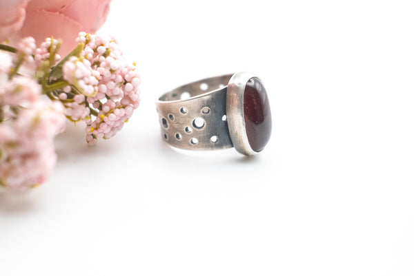 Χειροποίητο ασημένιο δαχτυλίδι με Γρανάδα