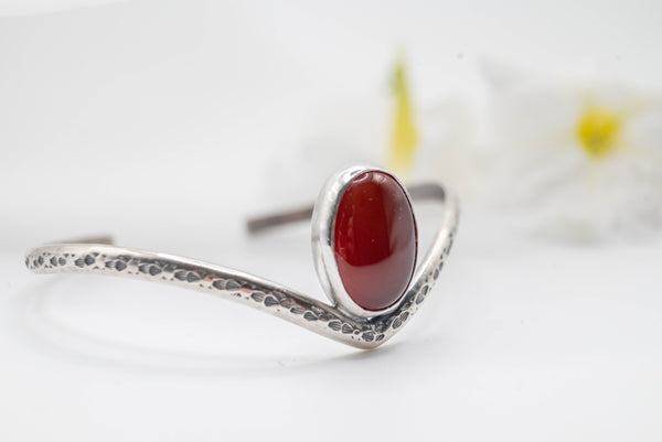 βραχιολι με κορνεολη