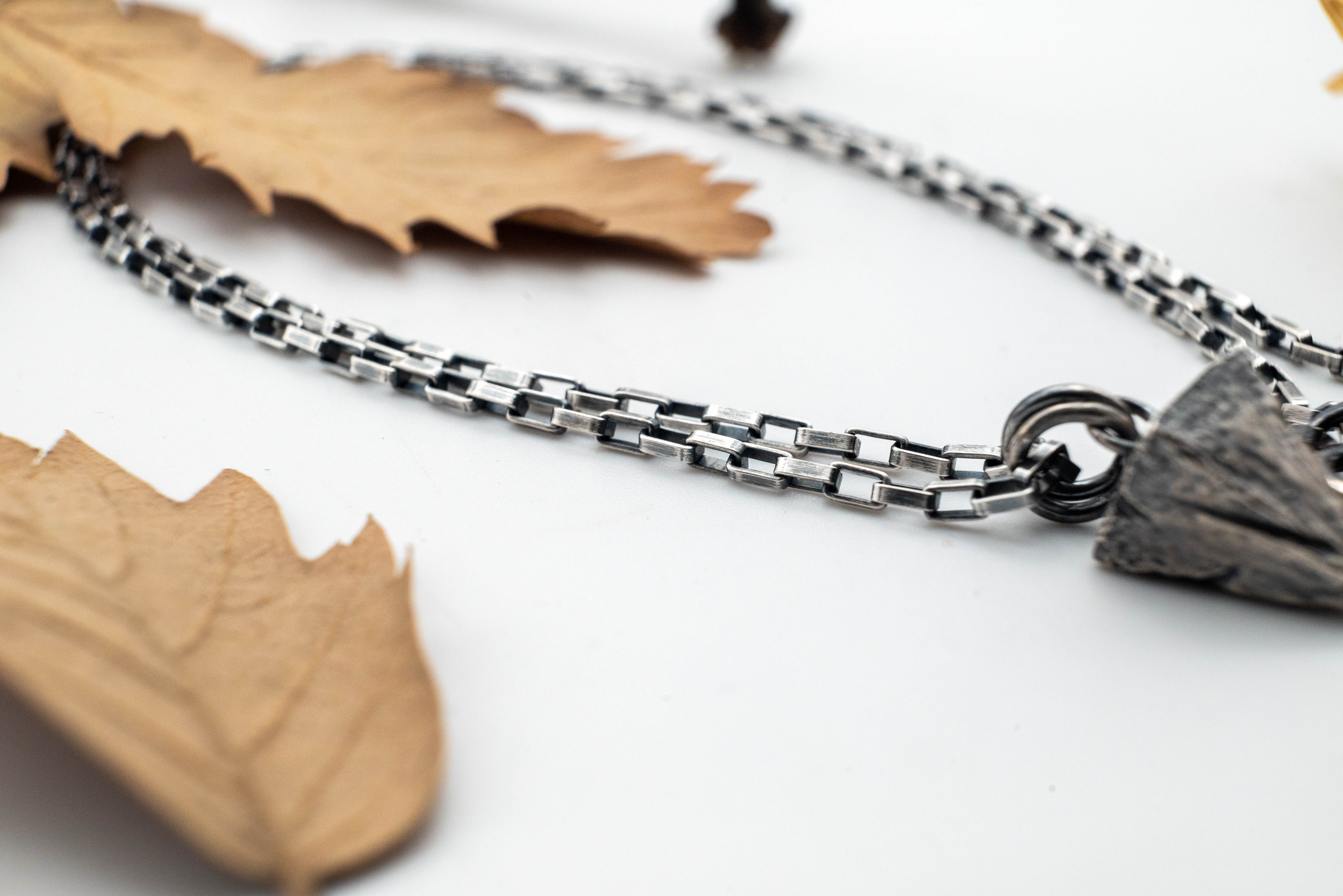 Χειροποίητο ασημένιο μενταγιόν πυραμίδα