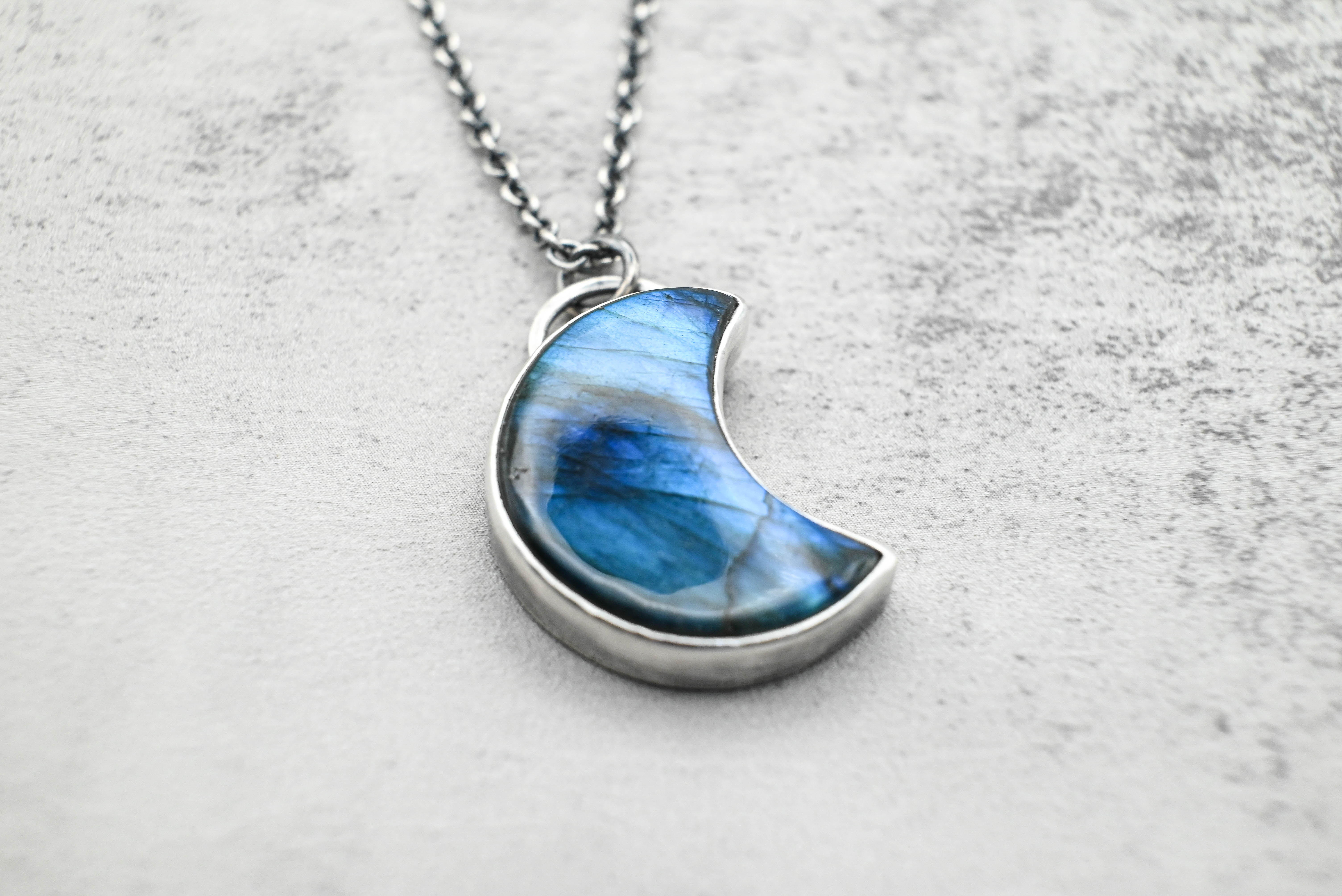 boho κολιε με λαμπραδοριτη κοσμηματα silverstro