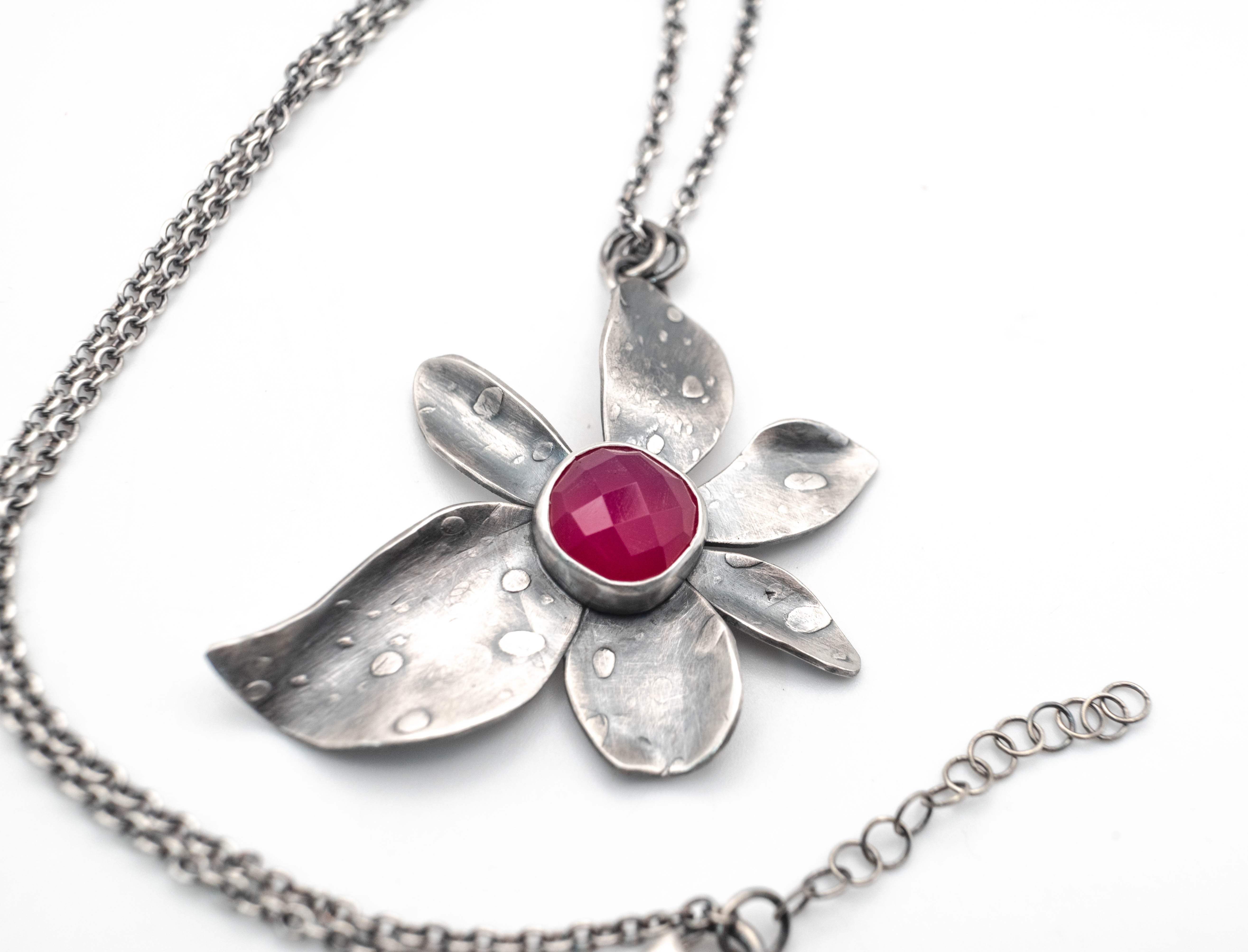 κολιε με ημιπολύτιμες πετρες