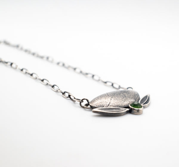 Χειροποίητο ασημένιο κολιέ με  Πράσινο Σερπεντίνη